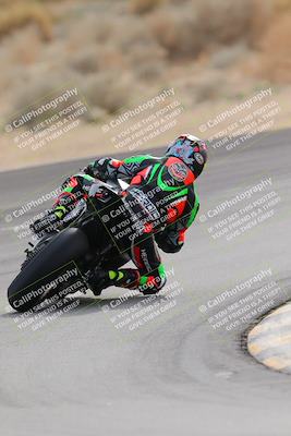 media/Dec-17-2022-SoCal Trackdays (Sat) [[224abd9271]]/Turn 10 Backside (120pm)/